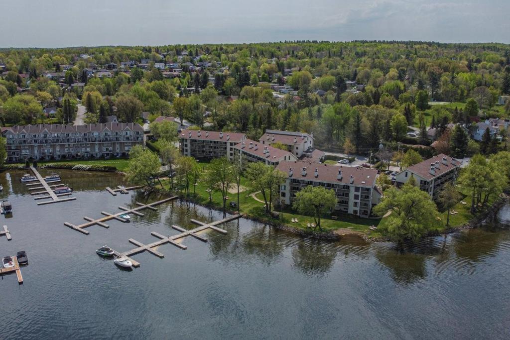 O'Berge Du Village C304 - Bord De L'Eau Magog Luaran gambar